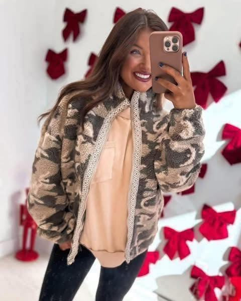 Birdie Camo Fleece Zip Up
